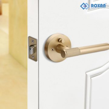 khóa tay nắm cửa có khía